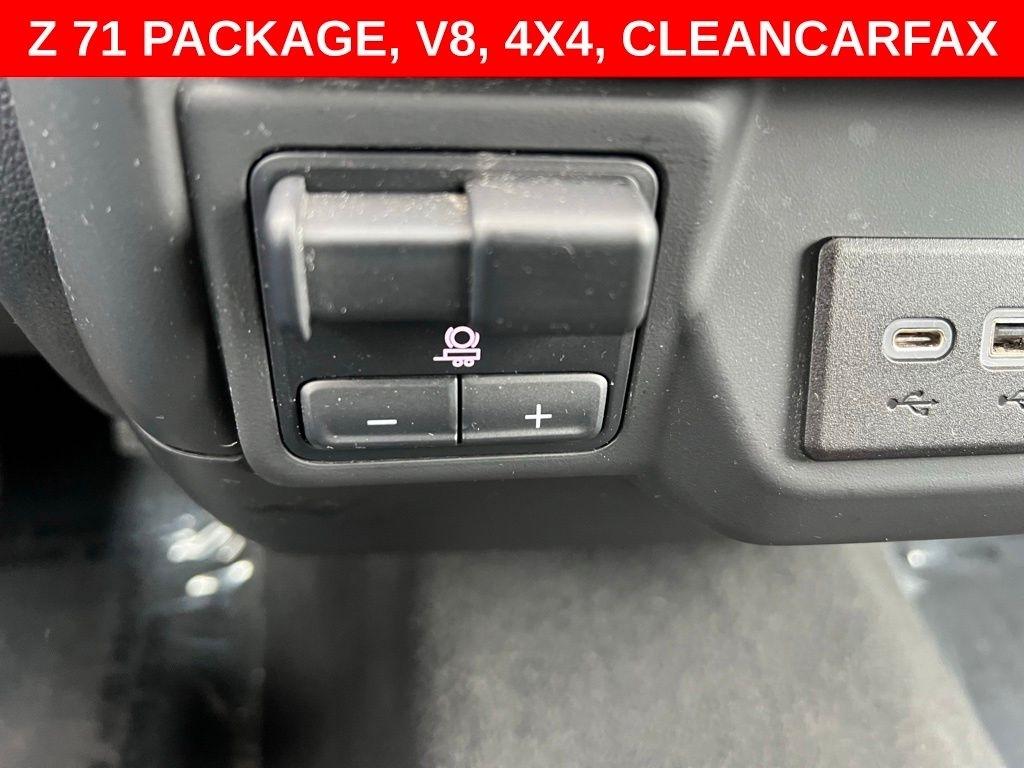 Chevrolet Silverado 1500 Custom Trail Boss Crew Cab Long Box 4WD 2021
