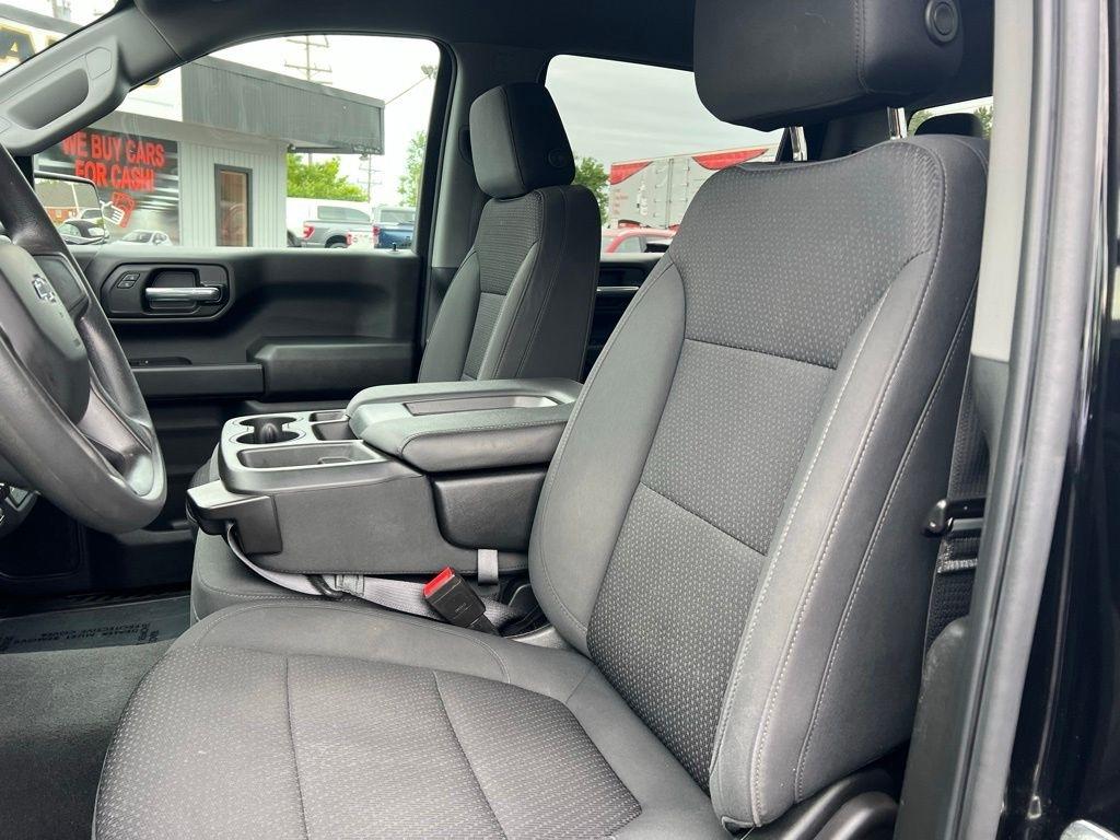 Chevrolet Silverado 1500 Custom Trail Boss Crew Cab Long Box 4WD 2021