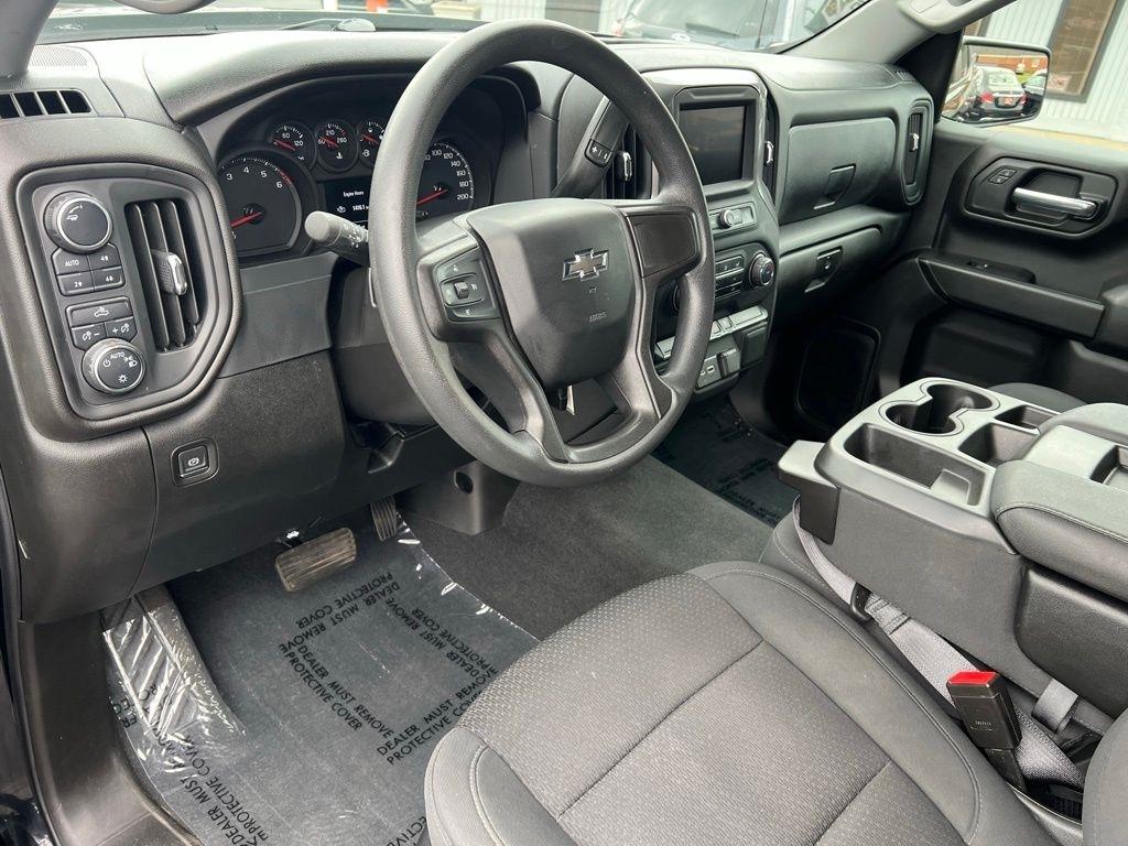 Chevrolet Silverado 1500 Custom Trail Boss Crew Cab Long Box 4WD 2021