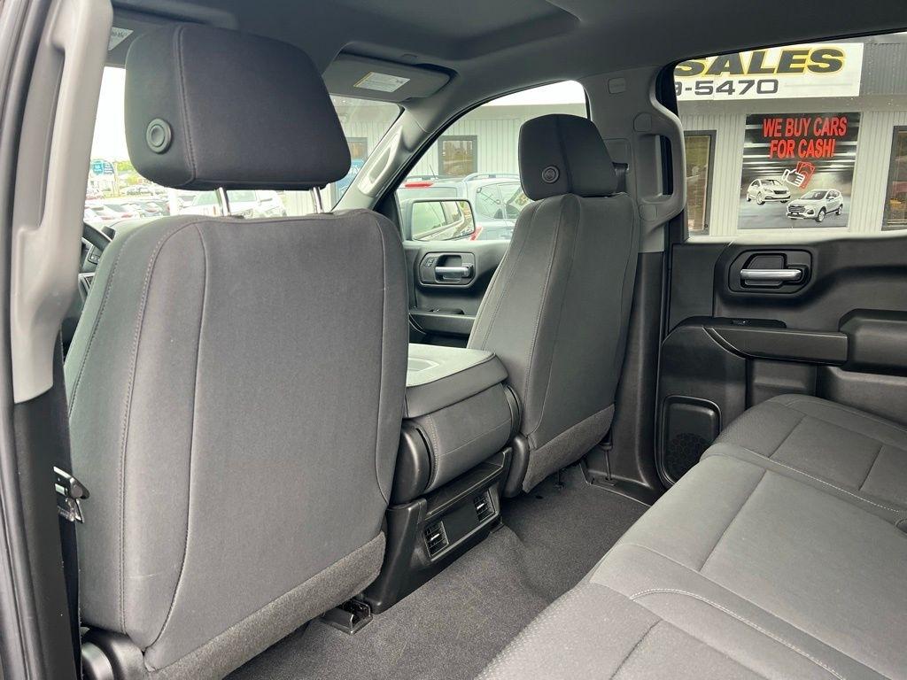 Chevrolet Silverado 1500 Custom Trail Boss Crew Cab Long Box 4WD 2021