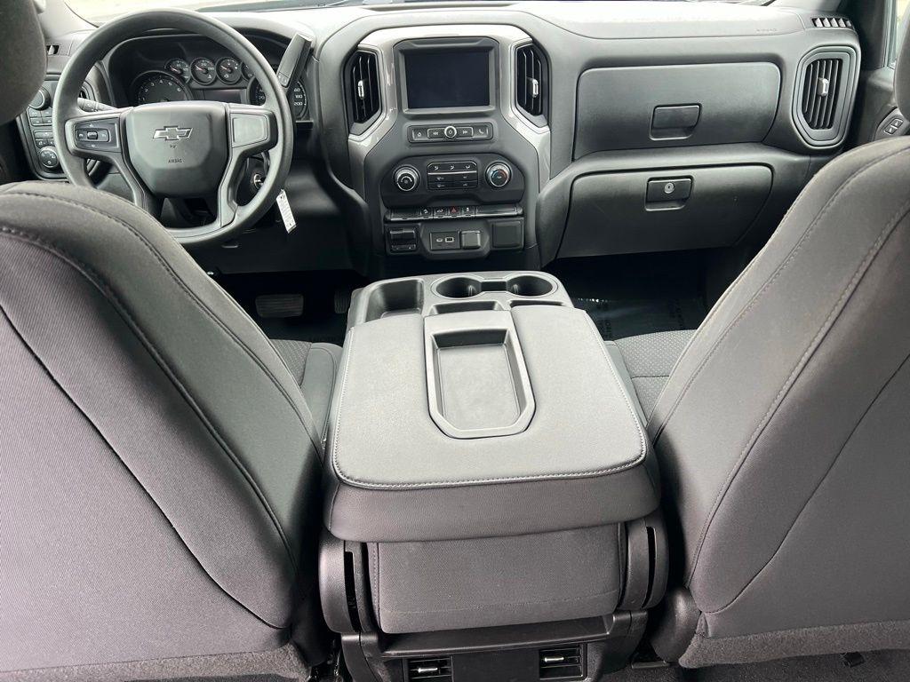 Chevrolet Silverado 1500 Custom Trail Boss Crew Cab Long Box 4WD 2021