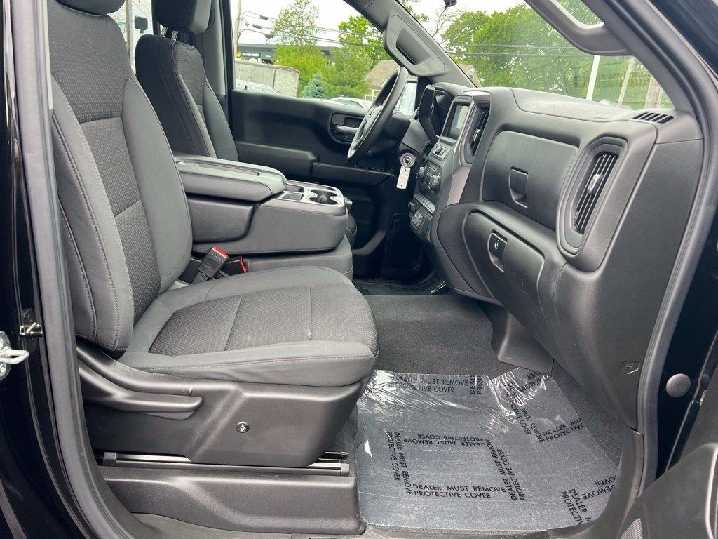 Chevrolet Silverado 1500 Custom Trail Boss Crew Cab Long Box 4WD 2021