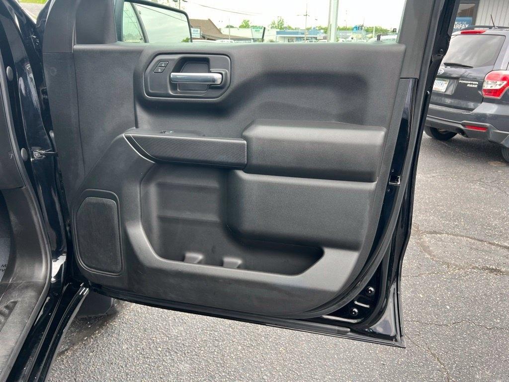 Chevrolet Silverado 1500 Custom Trail Boss Crew Cab Long Box 4WD 2021