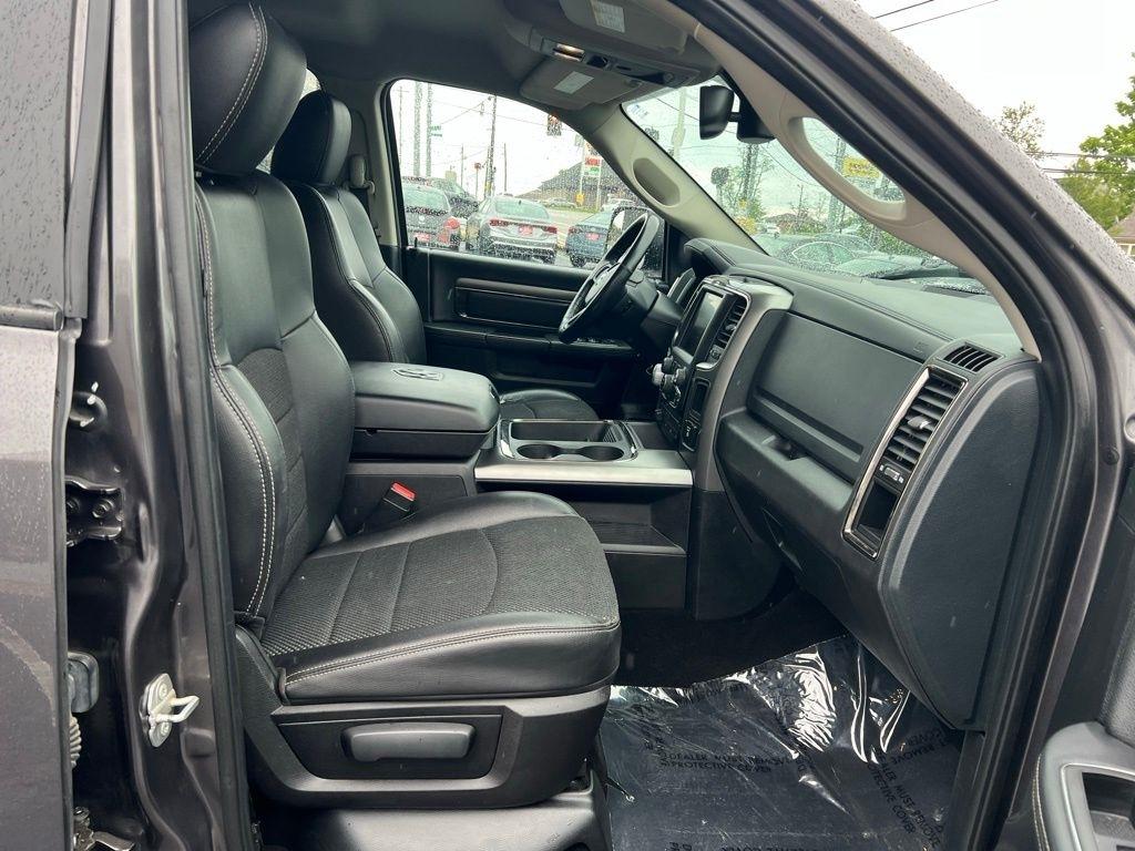 RAM 1500 Sport Crew Cab SWB 4WD 2015
