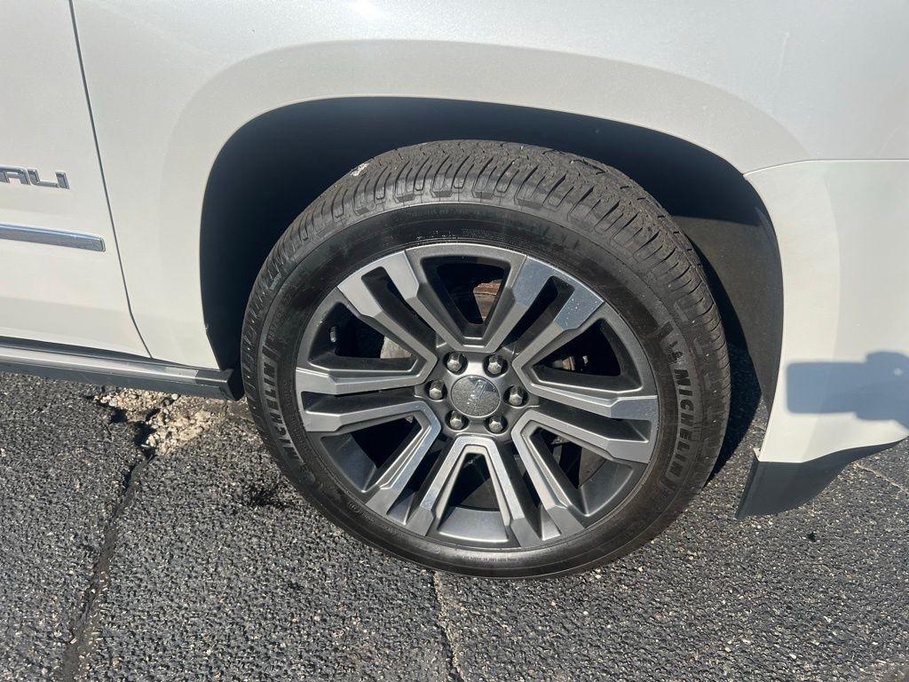GMC Yukon Denali 4WD 2018