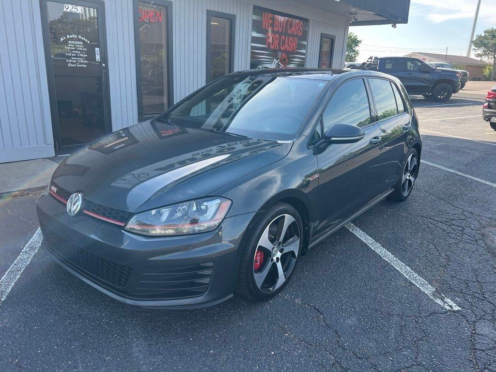Volkswagen Golf GTI SE 6M 4-Door 2017