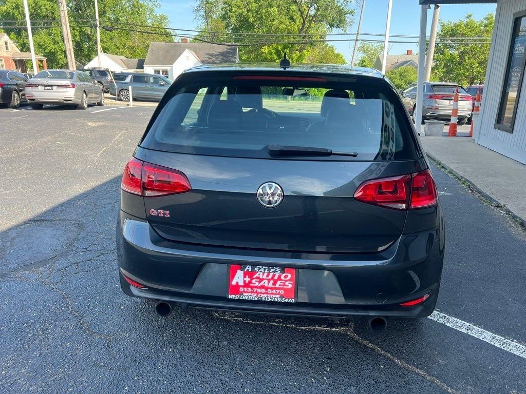 Volkswagen Golf GTI SE 6M 4-Door 2017