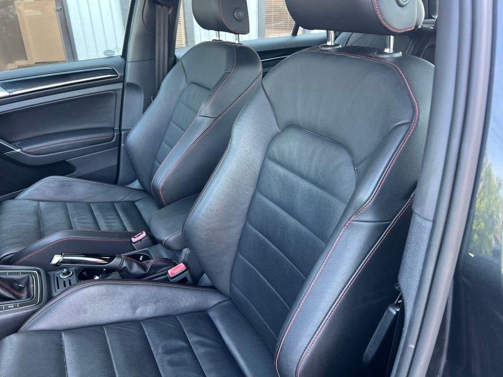 Volkswagen Golf GTI SE 6M 4-Door 2017