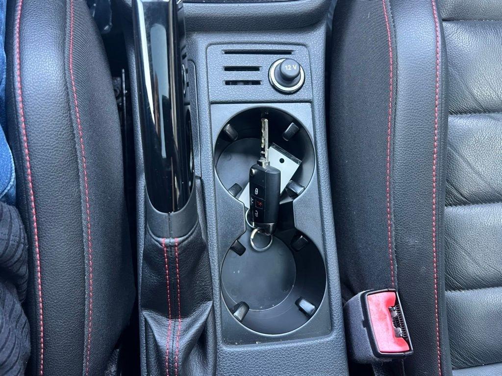 Volkswagen Golf GTI SE 6M 4-Door 2017