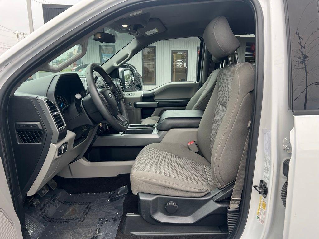 Ford F-150 4WD SuperCrew 157" XLT 2017
