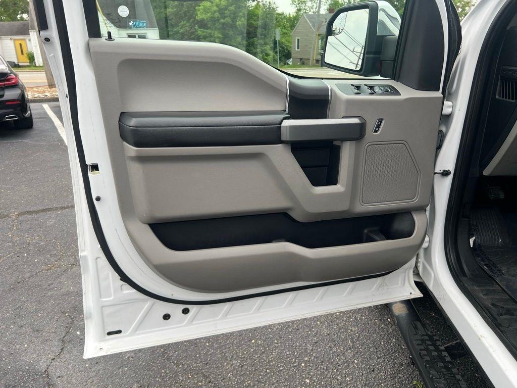 Ford F-150 4WD SuperCrew 157" XLT 2017