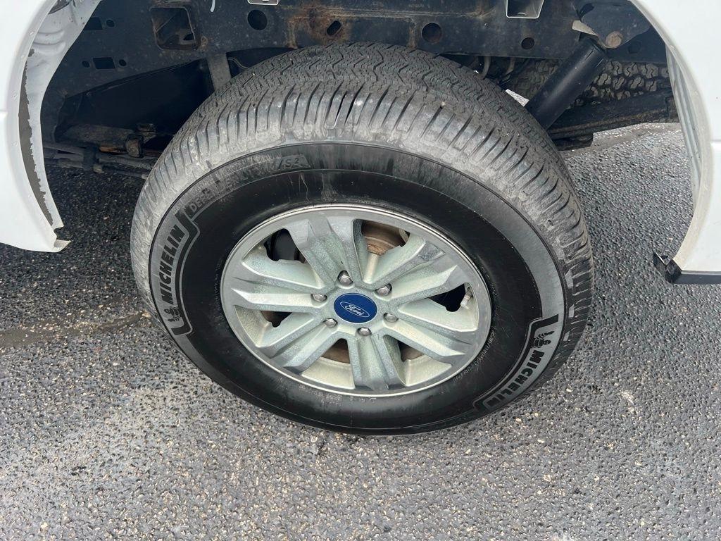 Ford F-150 4WD SuperCrew 157" XLT 2017