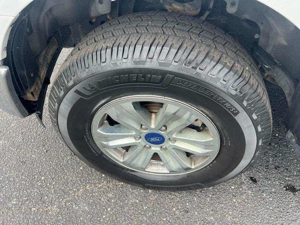 Ford F-150 4WD SuperCrew 157" XLT 2017