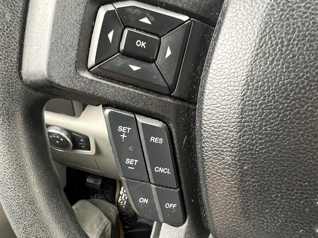 Ford F-150 4WD SuperCrew 157" XLT 2017