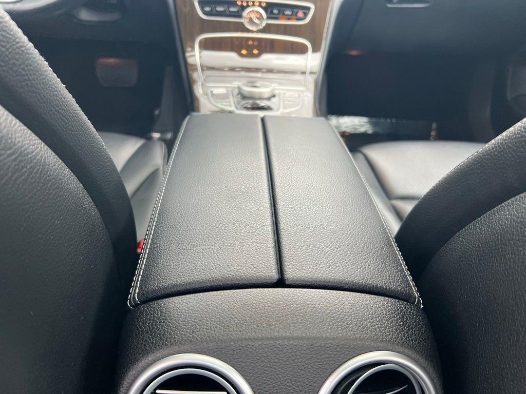 Mercedes-Benz C-Class C300 4MATIC Sedan 2019