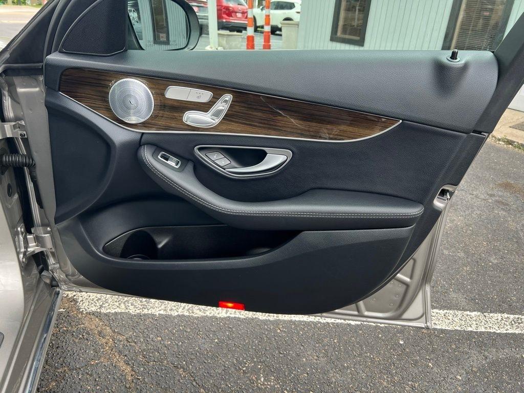 Mercedes-Benz C-Class C300 4MATIC Sedan 2019