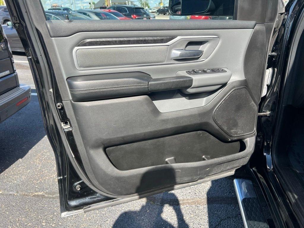 RAM 1500 Lone Star Crew Cab LB 4WD 2023