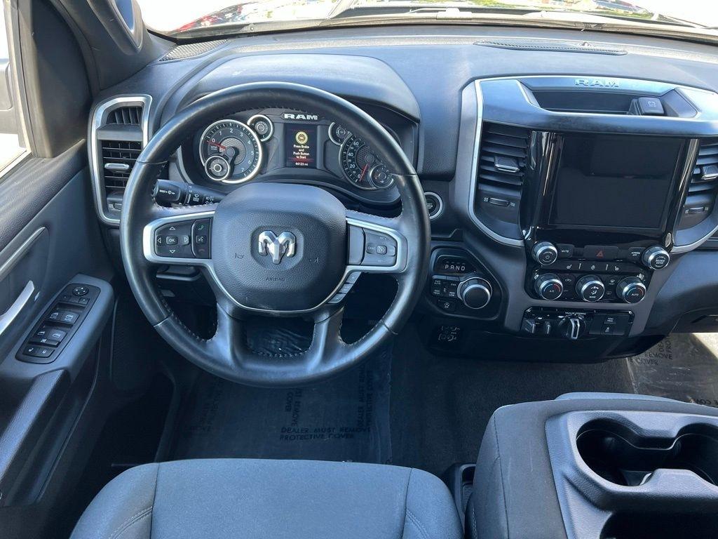 RAM 1500 Lone Star Crew Cab LB 4WD 2023
