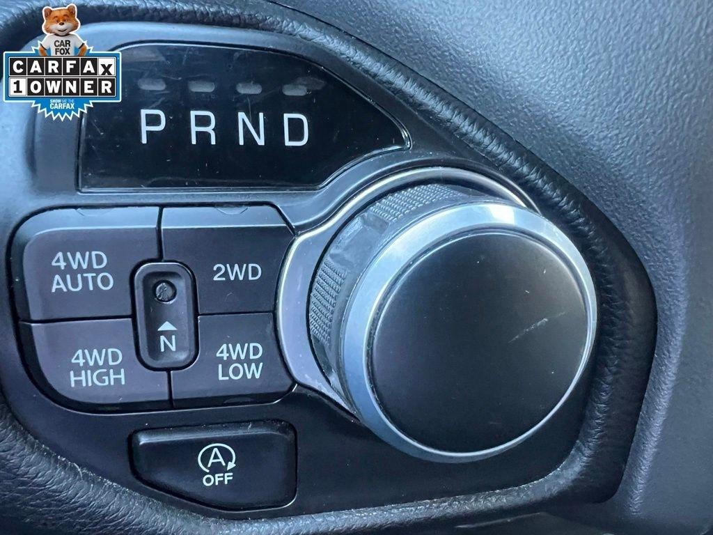RAM 1500 Lone Star Crew Cab LB 4WD 2023
