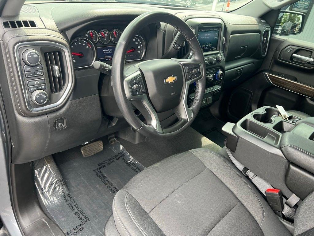 Chevrolet Silverado 1500 LT Crew Cab 4WD 2021