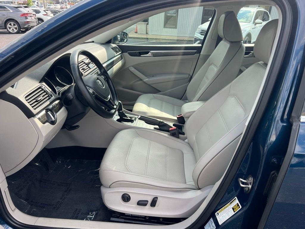 Volkswagen Passat SE 2018