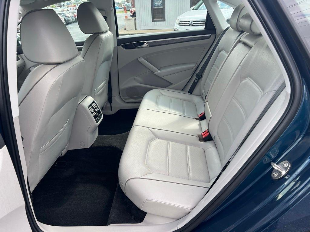 Volkswagen Passat SE 2018