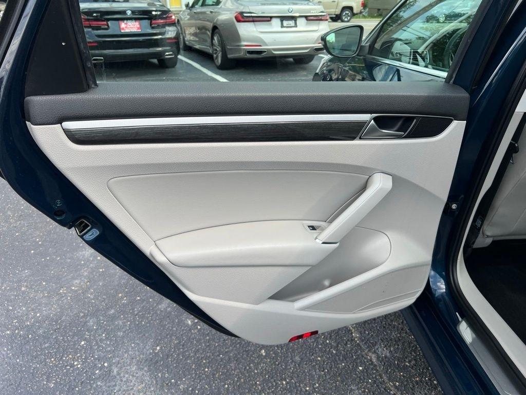 Volkswagen Passat SE 2018