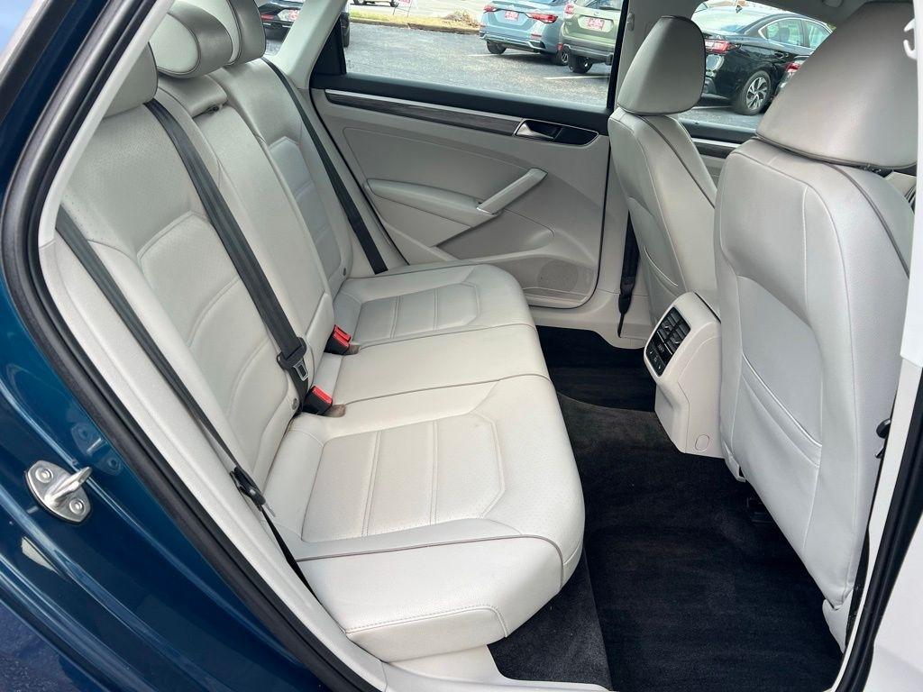 Volkswagen Passat SE 2018