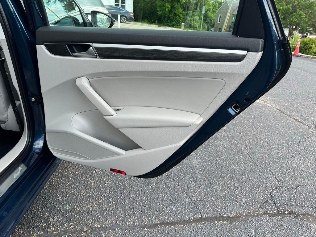 Volkswagen Passat SE 2018