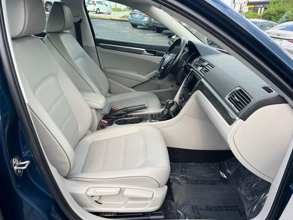 Volkswagen Passat SE 2018