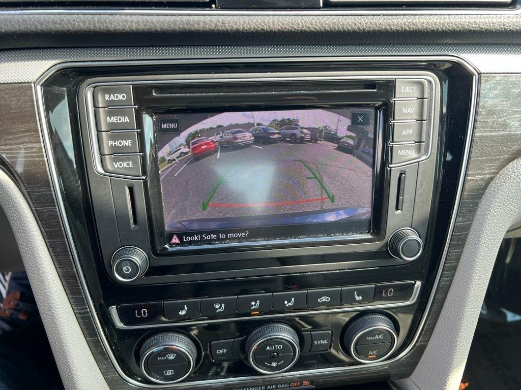 Volkswagen Passat SE 2018