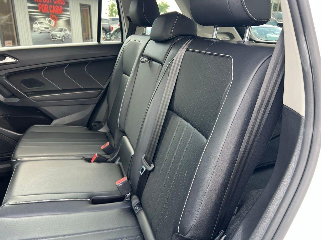 2022 Volkswagen Tiguan SE - Photo 14