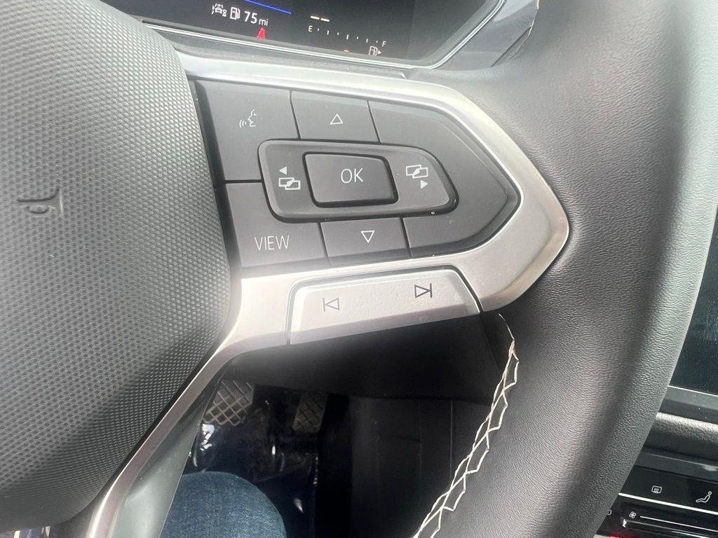 2022 Volkswagen Tiguan SE - Photo 31