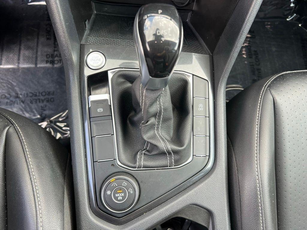 2022 Volkswagen Tiguan SE - Photo 34