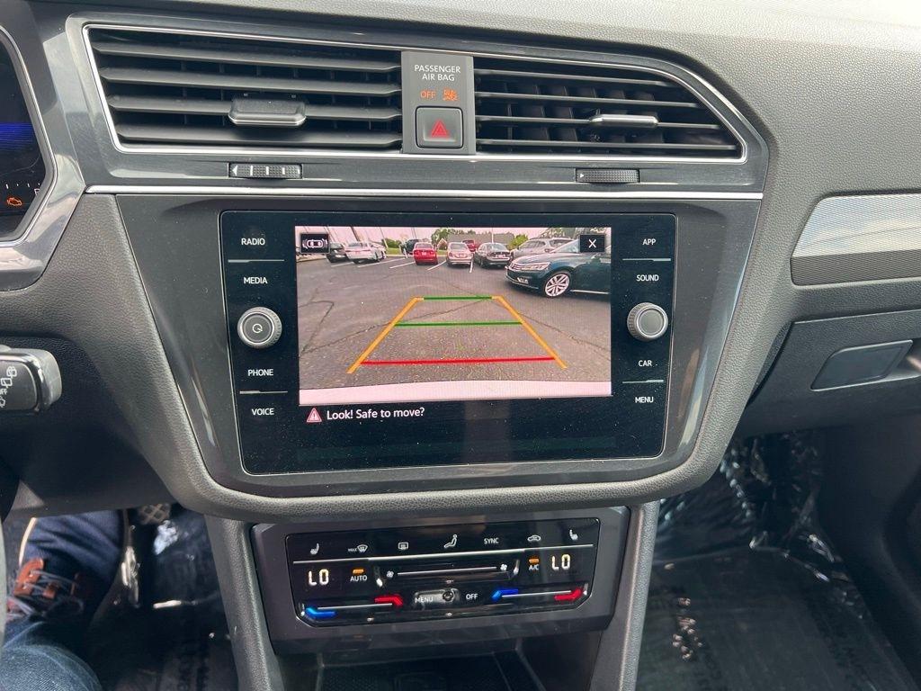 2022 Volkswagen Tiguan SE - Photo 35