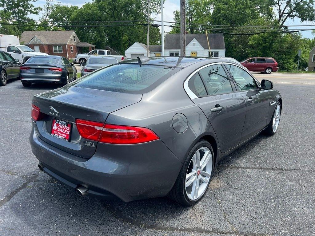 Jaguar XE 25t Premium AWD 2018