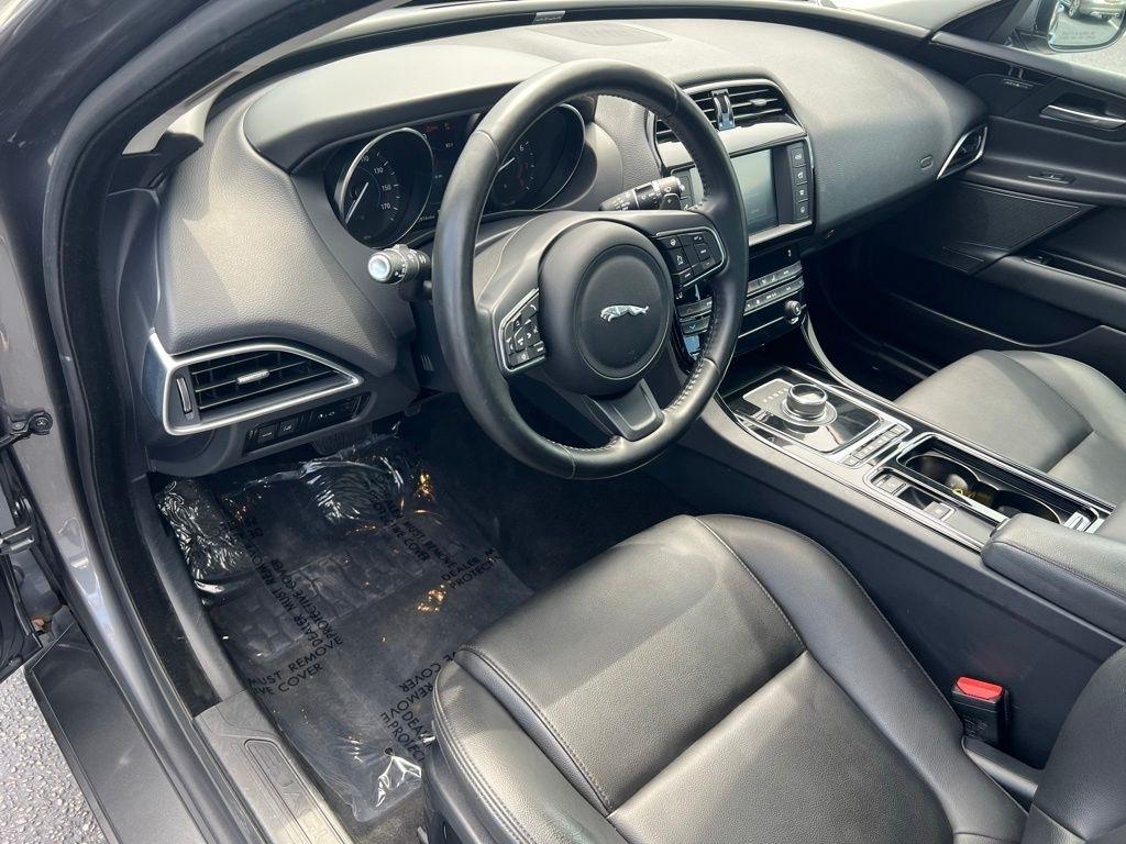 Jaguar XE 25t Premium AWD 2018