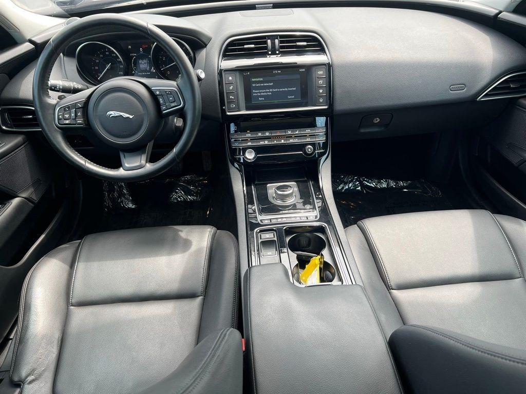 Jaguar XE 25t Premium AWD 2018