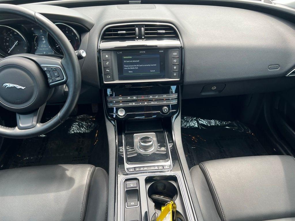 Jaguar XE 25t Premium AWD 2018