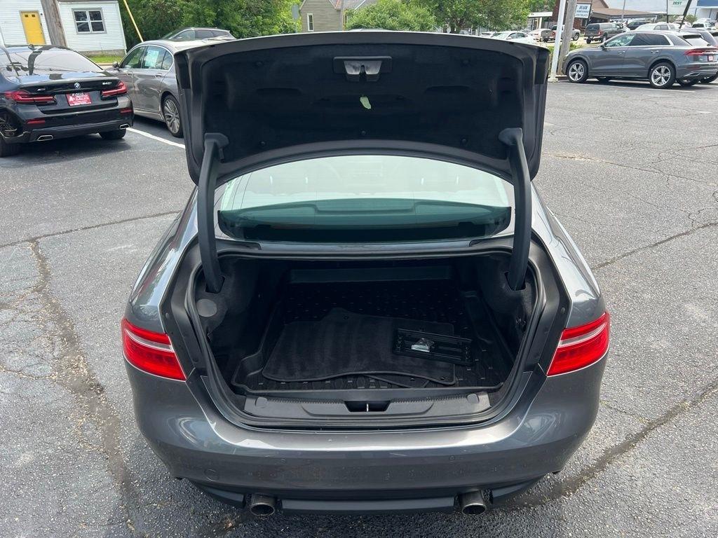 Jaguar XE 25t Premium AWD 2018