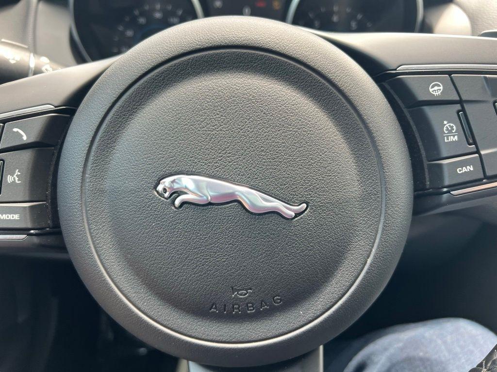 Jaguar XE 25t Premium AWD 2018