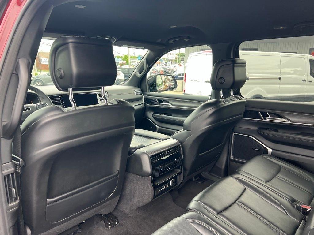 Jeep Wagoneer L Series II 4WD 2024