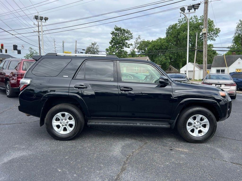 Toyota 4Runner SR5 Premium 4WD 2021