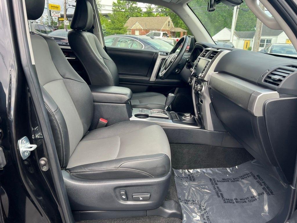 Toyota 4Runner SR5 Premium 4WD 2021