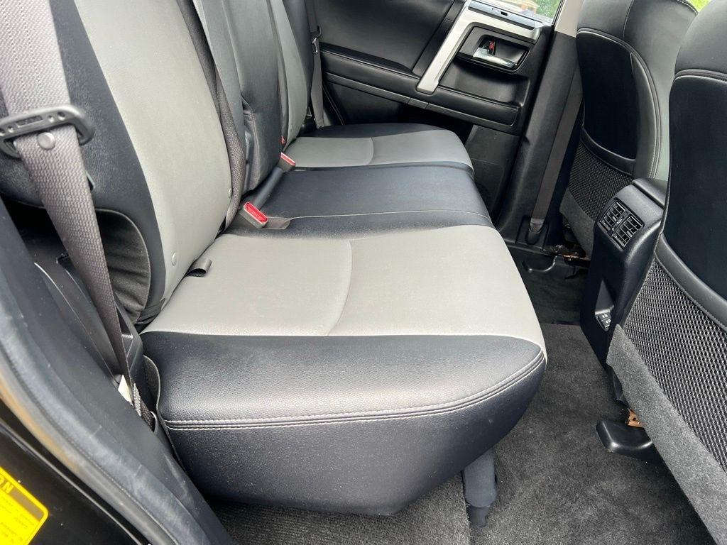 Toyota 4Runner SR5 Premium 4WD 2021
