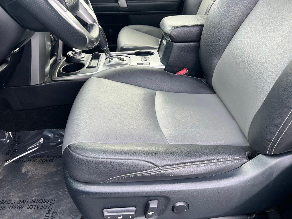 Toyota 4Runner SR5 Premium 4WD 2021