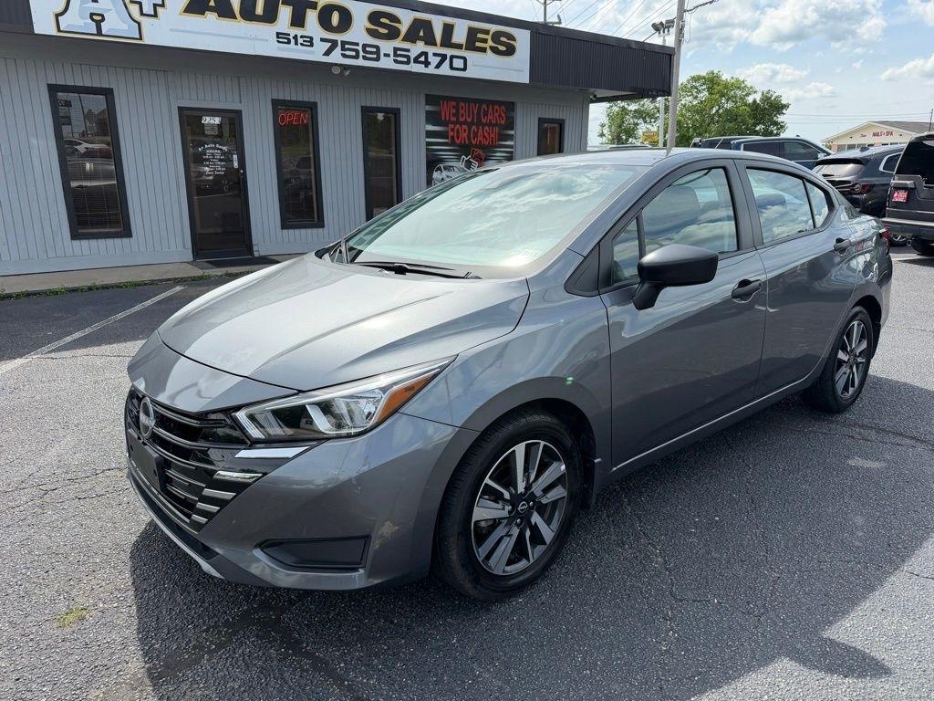 Nissan Versa S CVT 2024