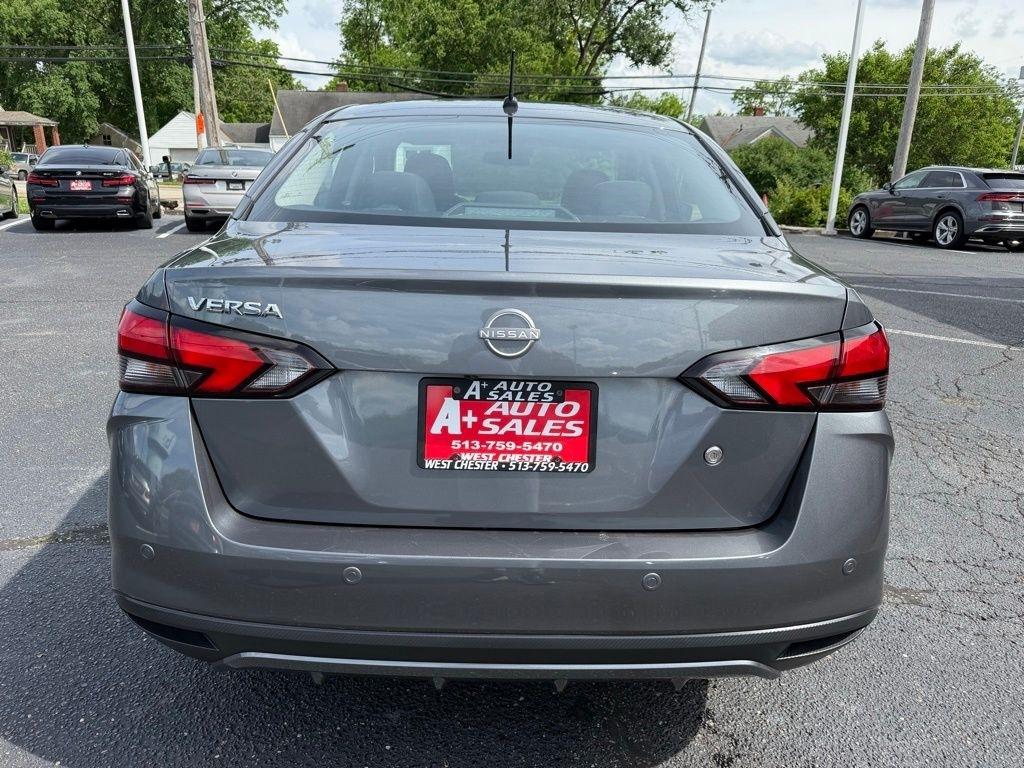 Nissan Versa S CVT 2024