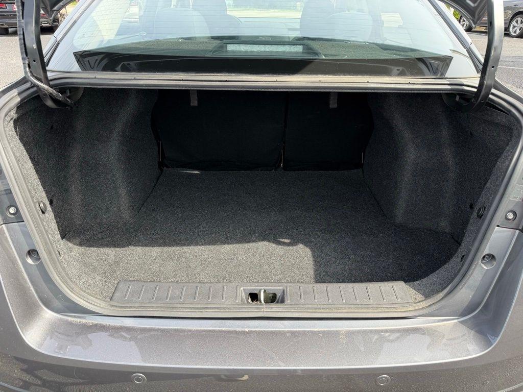 Nissan Versa S CVT 2024
