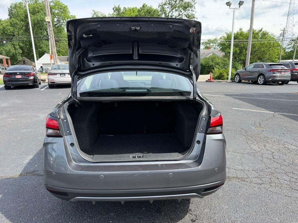 Nissan Versa S CVT 2024